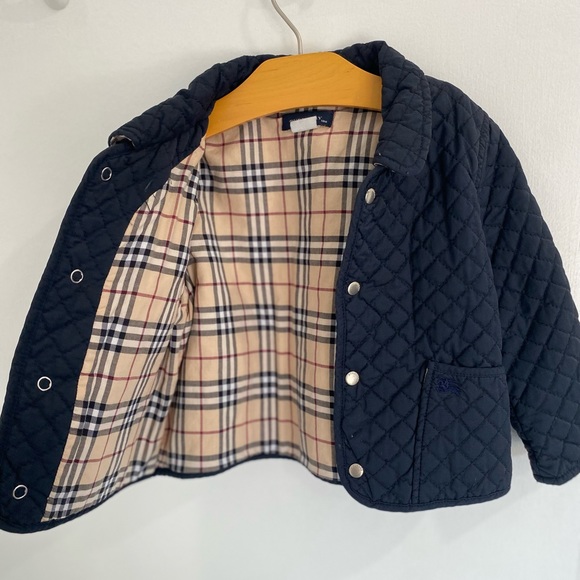 Burberry quilted button front jacket - Picture 6 of 9